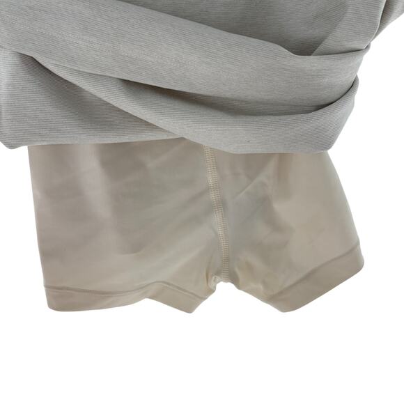 Outdoor Voices Milkstone Cream Heathered Warmup 2.5" Skort - Picture 10 of 11